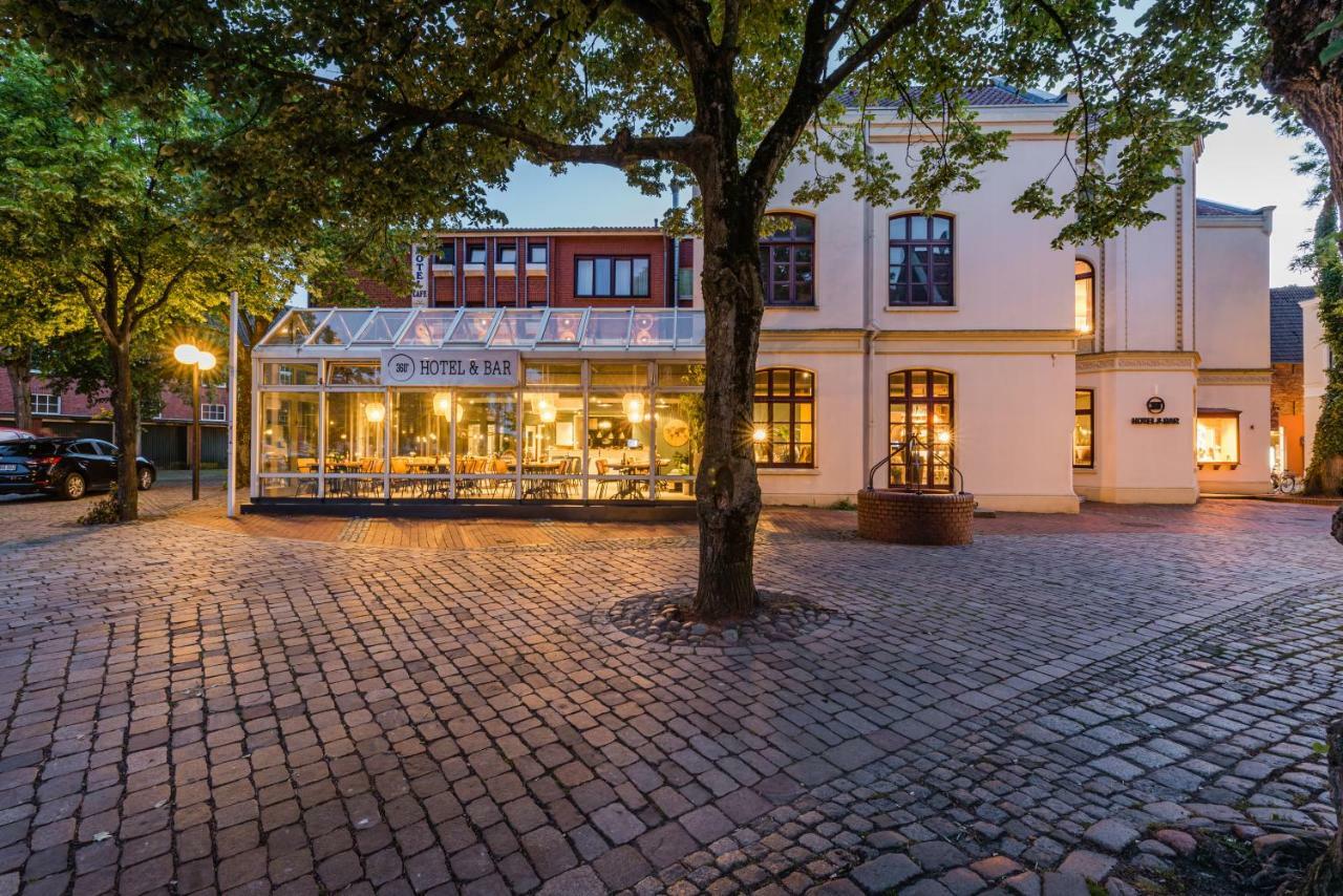 360 Grad Hotel&Bar Leer Exterior foto